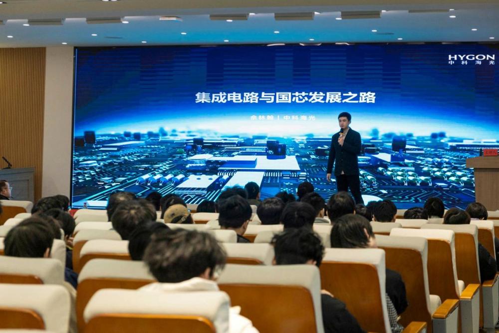 867118f69v1f2b7363eee4d612d905bc